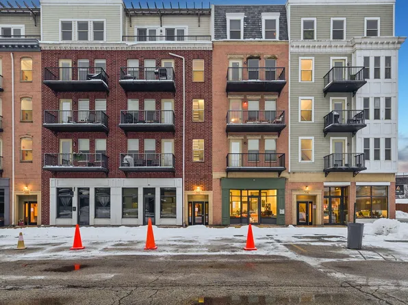 342 River St Unit 3402, Lemont, IL 60439