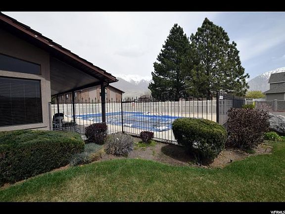 5th image of 1417 N Amiron Way APT A