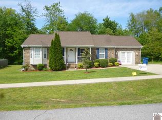 400 Sunrise Dr, Kevil, KY 42053