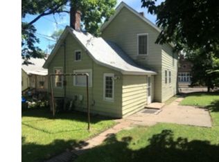 1043 Galtier St, Saint Paul, MN 55117