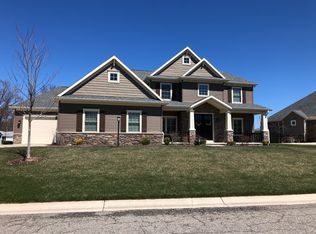18391 Forest Glade Dr, South Bend, IN 46637