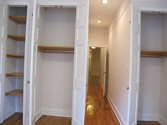 Rented by Metropolis Real Estate of Manhattan | media 61