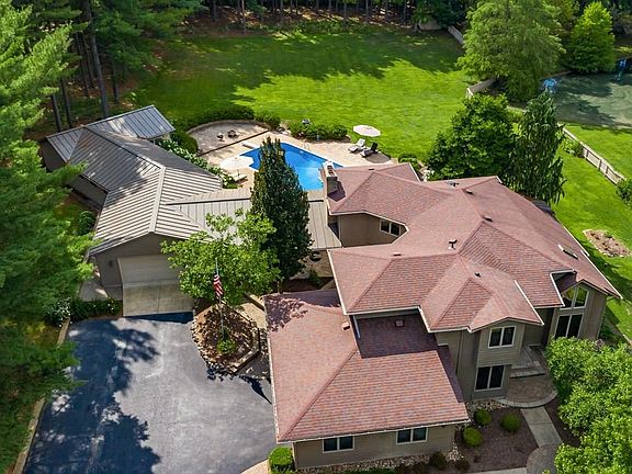 2nd image of 1468 Township Road 853