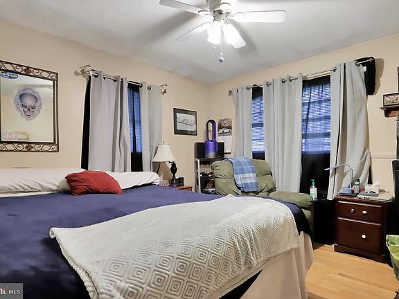 4th image of 802 Joy Dr