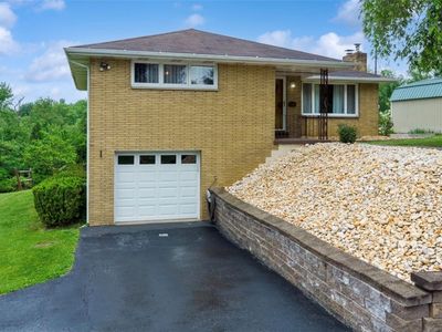 946 Peairs Rd, Elizabeth, PA, 15037