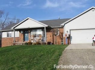 788 Jennings Rd, Whitmore Lake, MI 48189