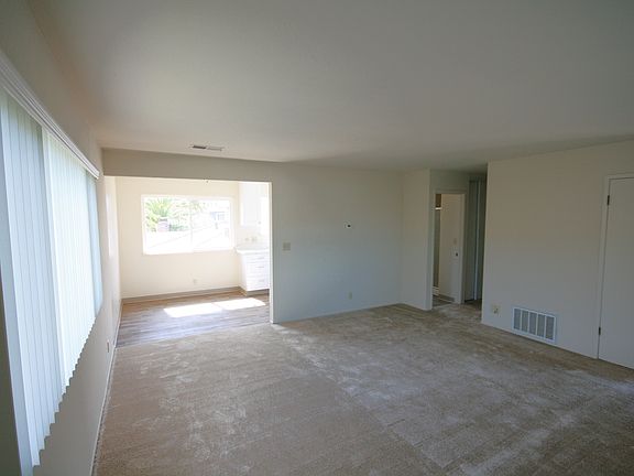 3rd image of 685 Nido Dr #3