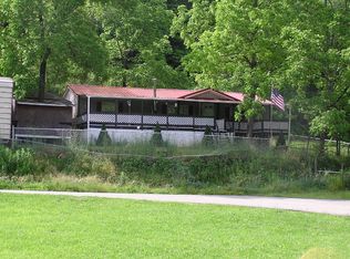 161 Sussex Rd, Grassy Creek, NC 28631