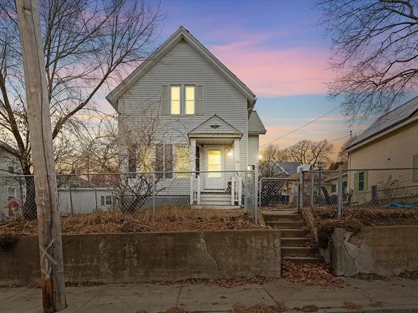162 Elm St, Southbridge, MA 01550