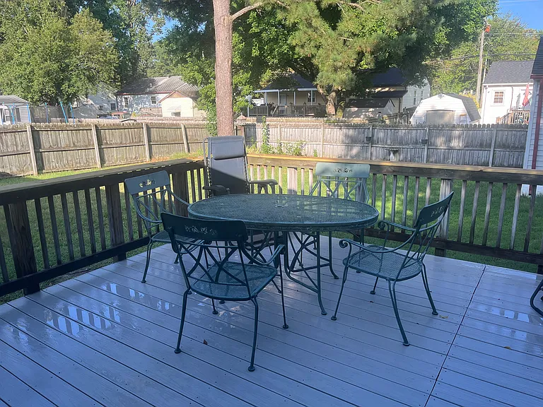 899 Charlotte Dr — Photo 18