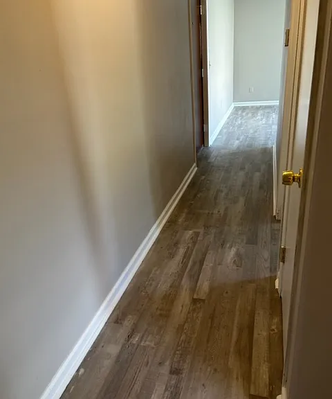 OHIO PIKE TERRACE APPARTMENTS — Photo 11