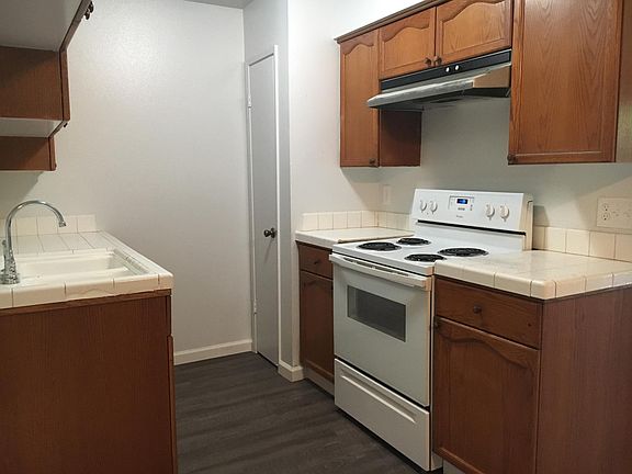 3rd image of 2777 W Ashlan Ave APT 119
