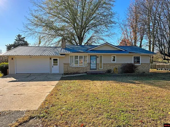 924 Dixie St, Mountain Home, AR 72653