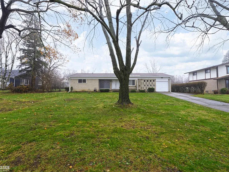 107 Bloomfield Blvd — Photo 43