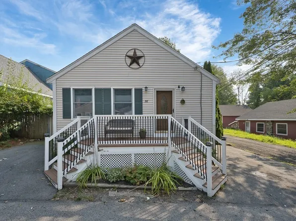 56 Richardson Ave, Dracut, MA 01826