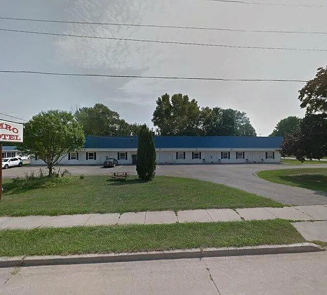 934 E Main St #1 — Photo 1