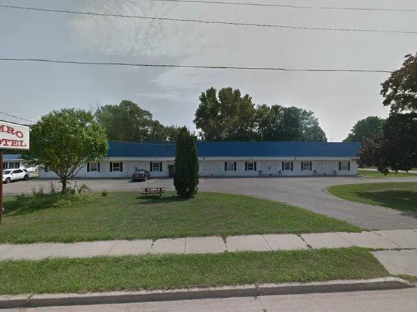 934 E Main St #1, Omro, WI 54963