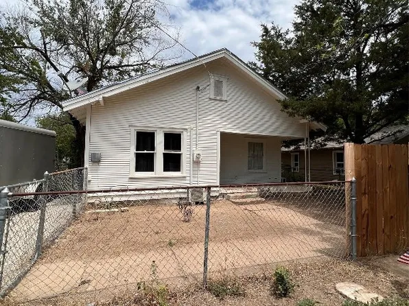 1407 Avenue I, Brownwood, TX 76801