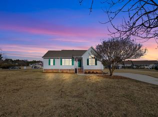 3901 La Varra Dr, Clayton, NC 27520