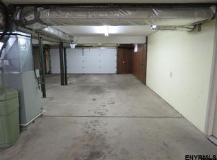 10 Utica Ave, Latham, NY 12110