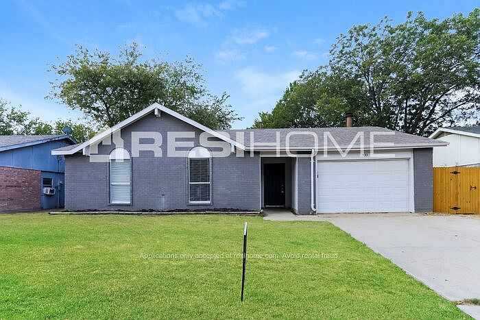 1st image of 2133 Sheriff Dr