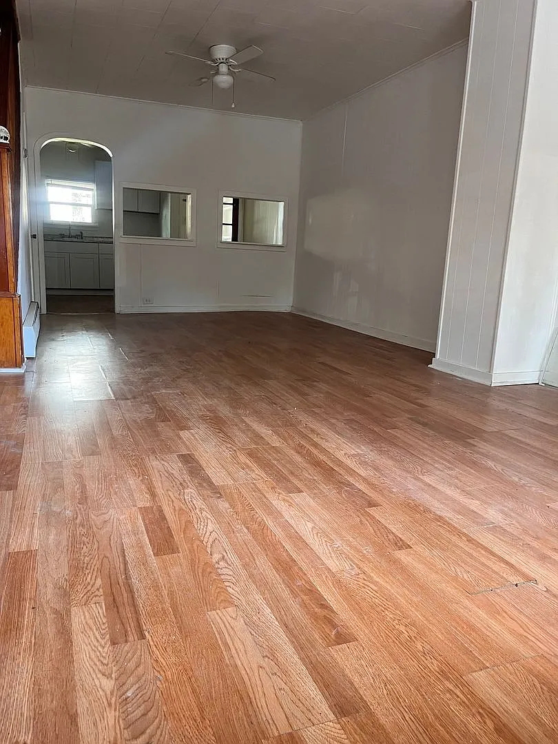 Single Family Rental in the heart of Minersville — Photo 3