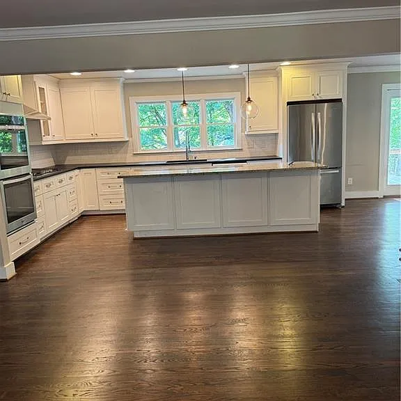 903 Woodlawn Dr NE — Photo 15