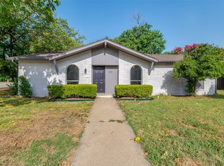 1730 SE 4th St, Grand Prairie, TX 75051