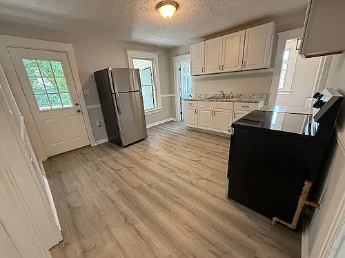 30 Cottage St #1 Photo 1