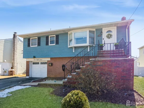 184 E Henry Pl, Iselin, NJ 08830