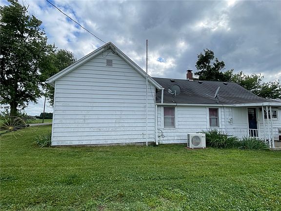 5th image of 6184 Hanley Rd