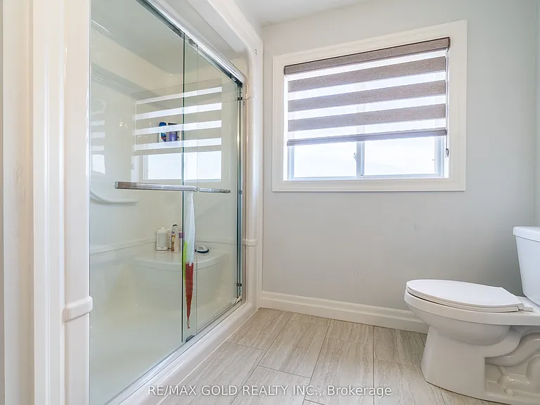 2591 Sheffield Blvd — Photo 27