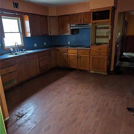 5th image of 5843 Artwell Dr