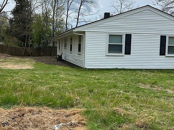 4th image of 26 Debbie Rd