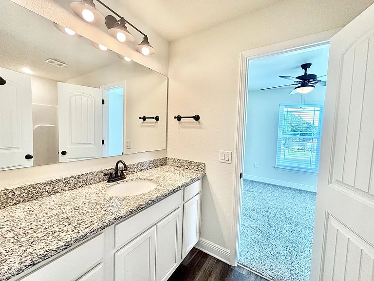 5031 Peach Dr — Photo 12