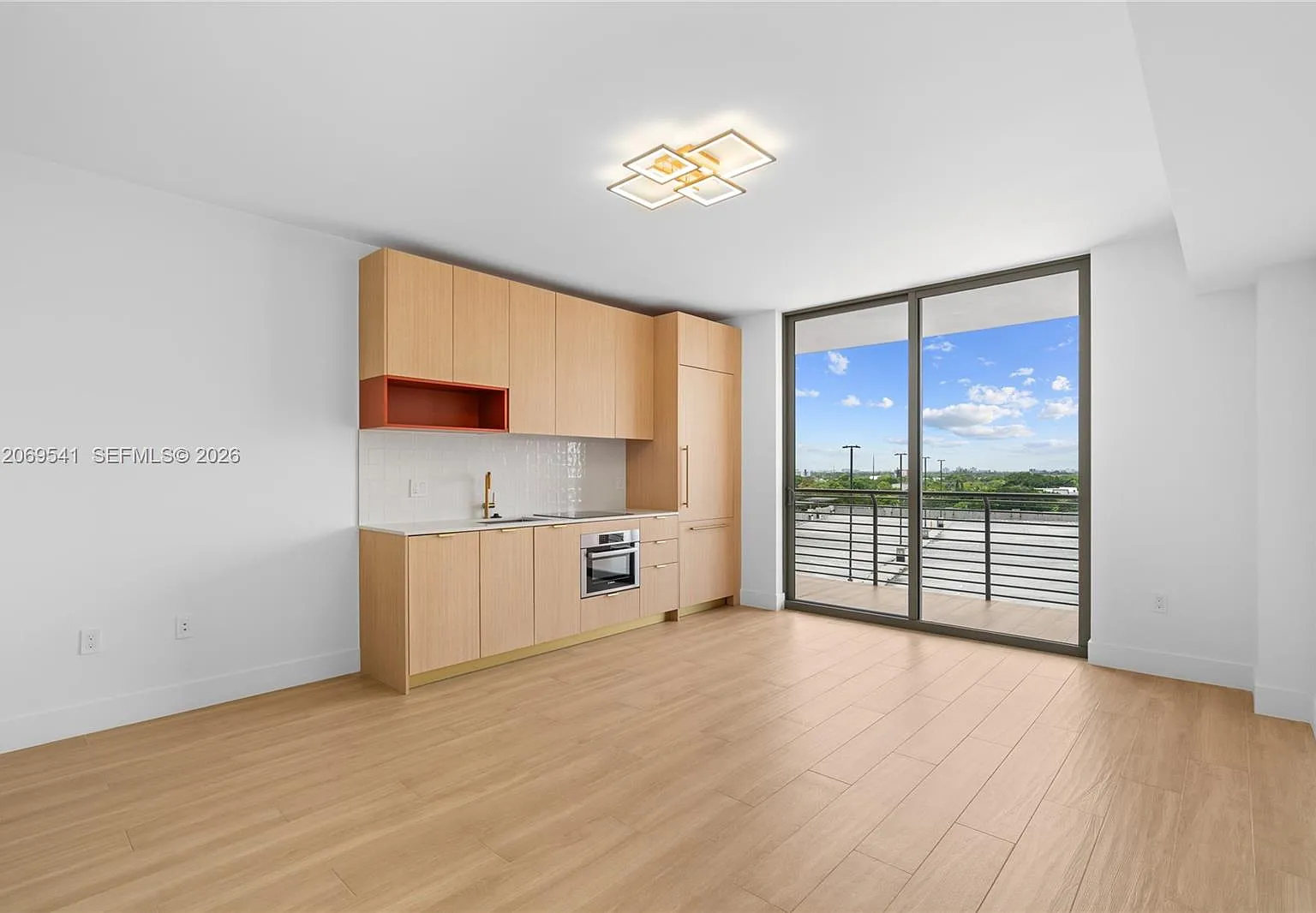 Studio, 1.0 bath, $3,500 — Photo 3