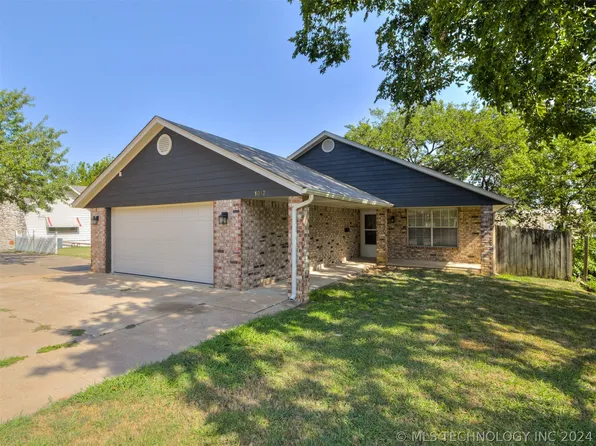 1017 E Pfendler Ave, Sapulpa, OK 74066