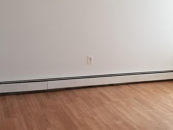3rd image of 39 S 3rd Ave #4B