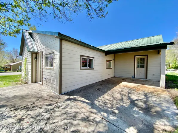 1085 Main St, Meeker, CO 81641