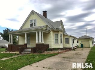 204 W Laurel St, Table Grove, IL 61482
