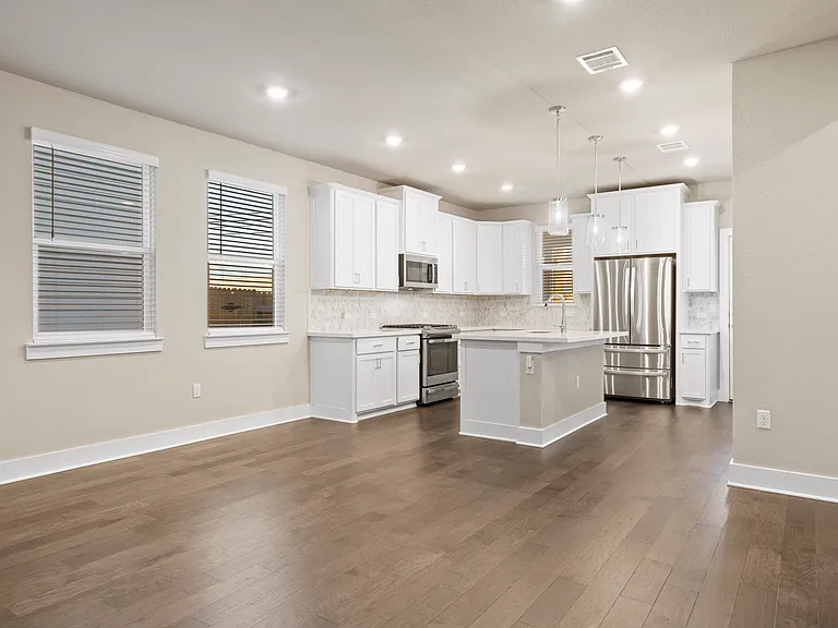 15701 Oglethorpe Dr #100 — Photo 16