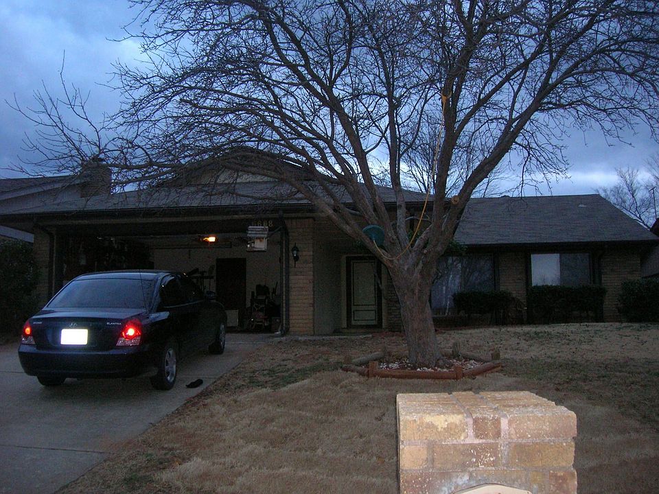 2nd image of 6608 Laurel Dr
