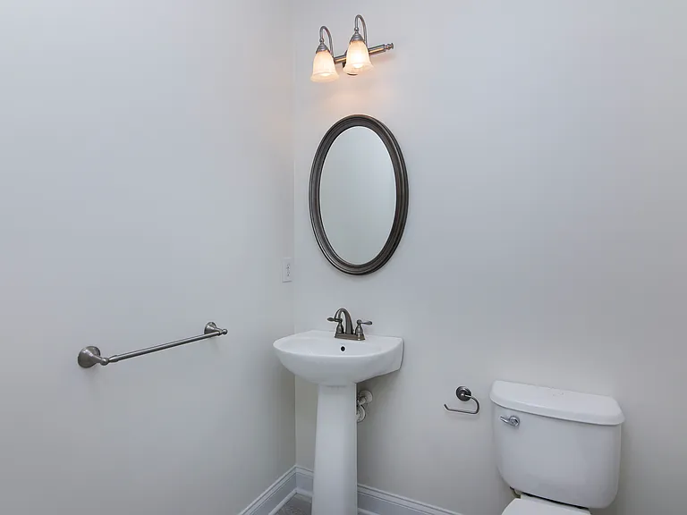 2231 Eversham Dr NW — Photo 17
