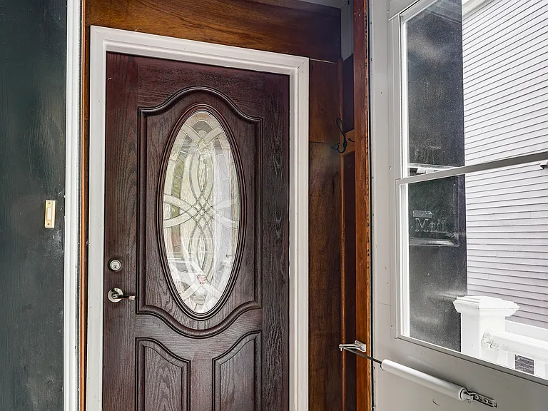 16 Forrester St — Photo 4