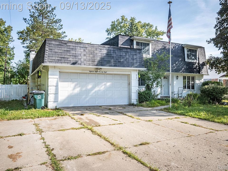 18878 Sunbright Ave, Lathrup Village, MI 48076 | Zillow