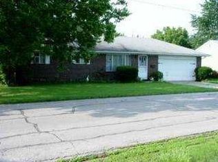 307 W 10th St, Genoa, OH 43430