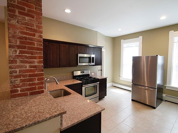 2nd image of 64 Chapin Ave #B
