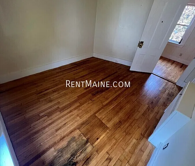 79 4th St #3 — Photo 10