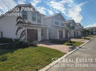 7161 Greenwood Park Cir #33, Fort Myers, FL 33967