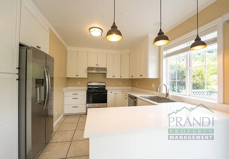 40 Pleasant Ln — Photo 10